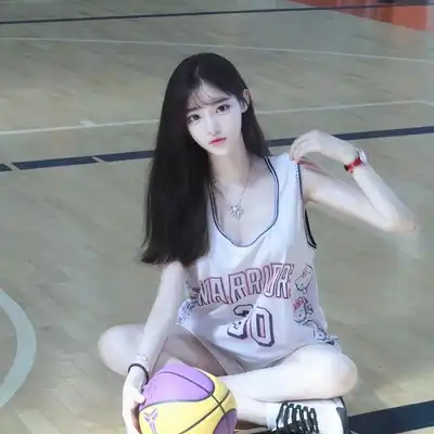 韦铭玲